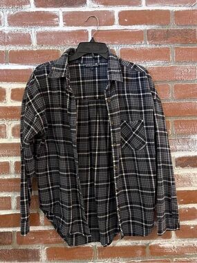 Brandy Melville Black & Gray Plaid Button-Down Shirt